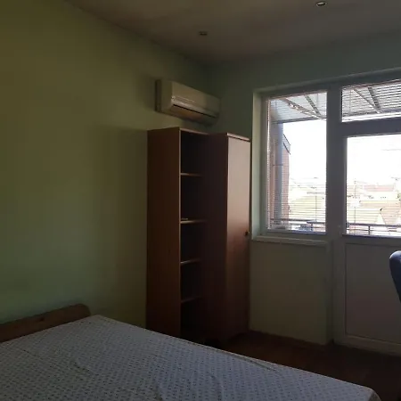 Vava2 In Center Next To Serdika Metro Direct From Airport 한식가능 Hostel Sofia